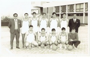 FOTO 4.- 1968-69 primer equipo del Club Nautico Denia