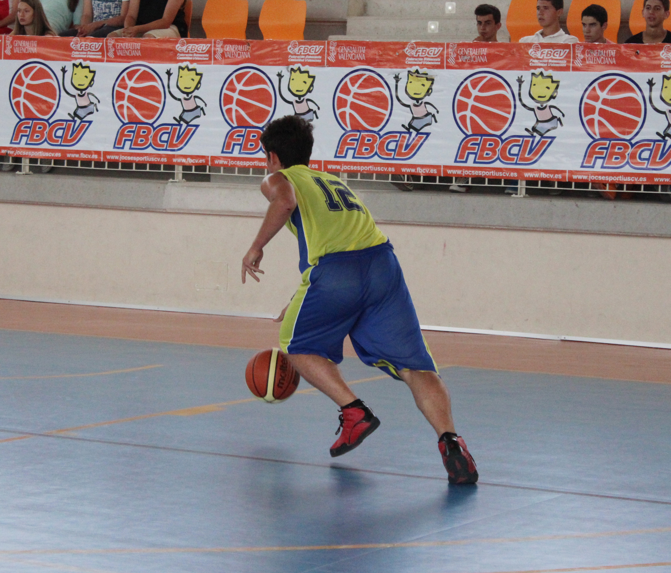 Progresión en la enseñanza del bote en Minibasket e Infantil - fbcvblog