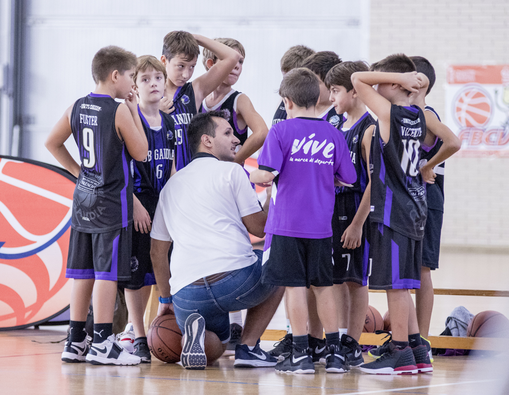El de la atención durante el entrenamiento de baloncesto - fbcvblog