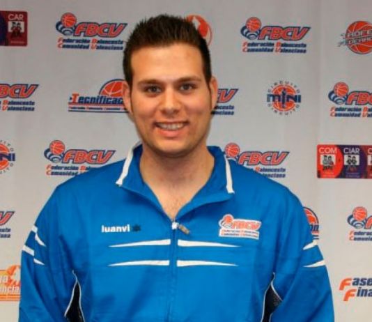 @toniky46 ha recogido su premio como ganador de #objetivo1111