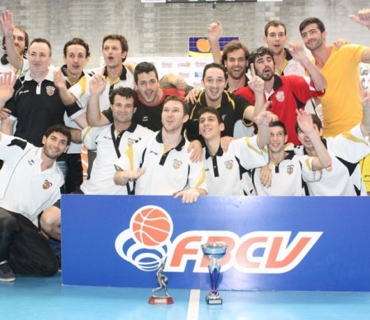 Bàsquet Paterna asciende a Liga EBA y termina la Fase invicto