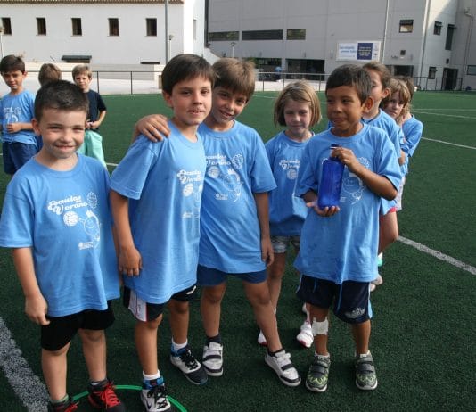 Únete a la diversión de las Escuelas de Verano