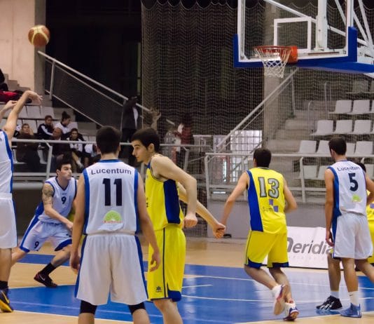 Invictos Picken Claret y C.B. Lucentum R. Prada