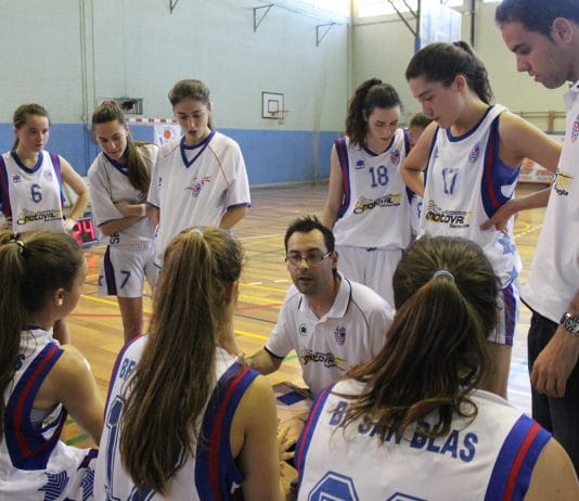 San Blas y Ros se estrenan con triunfo en el Cto. Junior