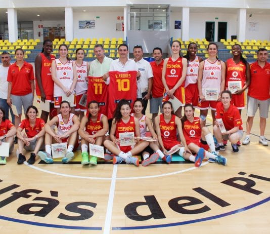 Visita en L’Alfàs del Pi a la Selección U17 Femenina