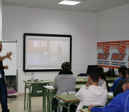 Samuel Valle impartió en Alicante el Taller de coordinación