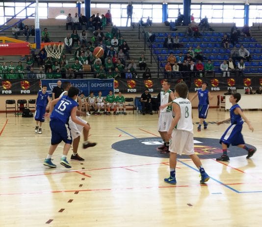 Los minis ganan y mantienen opciones de semifinales