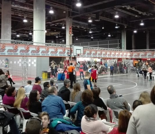 Baloncesto en Expojove con FBCV y las Escuelas Municipales Valencia