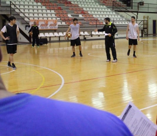 Jaume Tormo explicó cómo entrenar las últimas posesiones