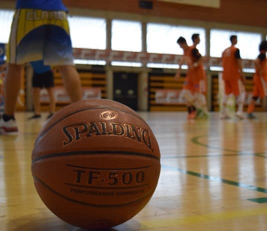 Las FF Junior se disputan ya con el Balón Oficial FBCV