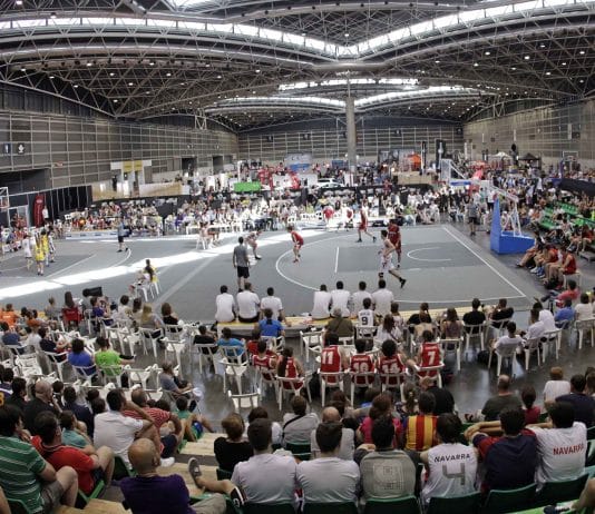 Valencia acoge la primera feria del baloncesto
