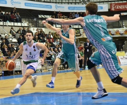 El TAU Castelló cae ante el Magia Huesca (65-72)