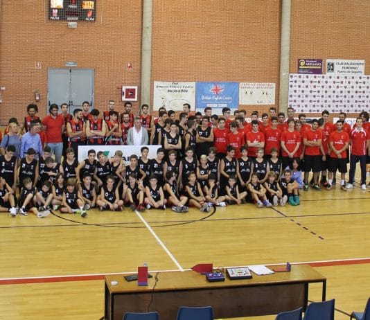 El CB Puerto Sagunto ya ha presentado a sus equipos