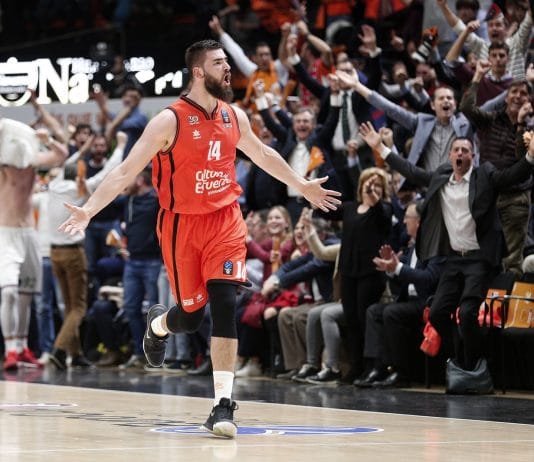 Valencia Basket golpea primero en la final (68-62)
