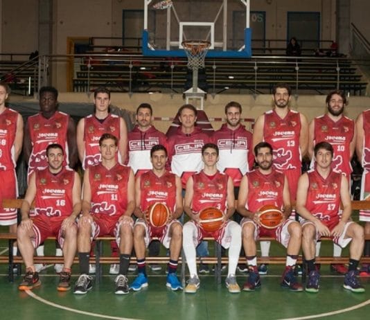 Ximo Ródenas repite números en Liga EBA