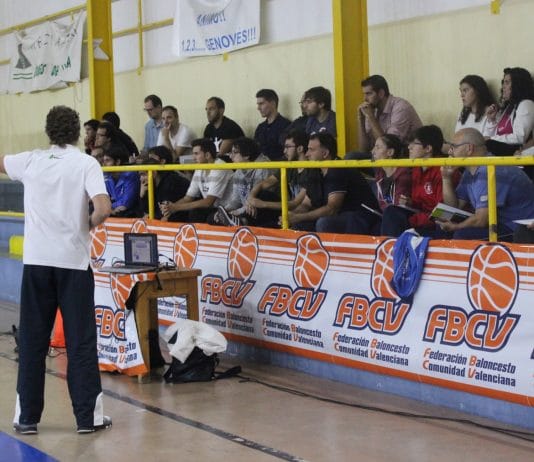 Clínic sobre el desarrollo táctico y creativo del jugador/a