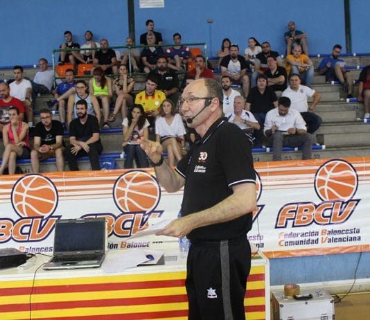 Esteban Albert integró el 1×1 en el juego colectivo
