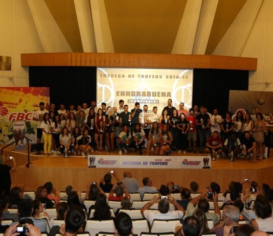 Los equipos de Alicante ya tienen su trofeo