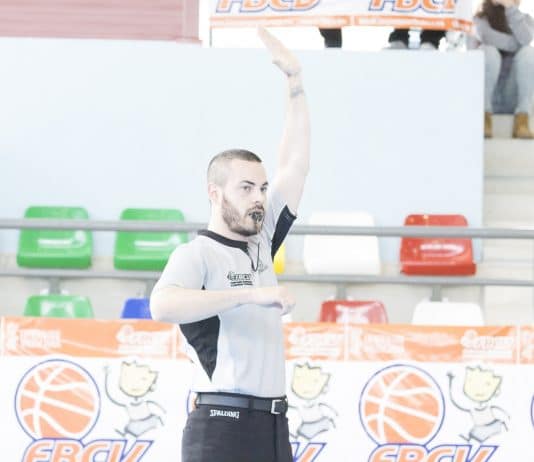 Árbitros y técnicos en las actividades FEB