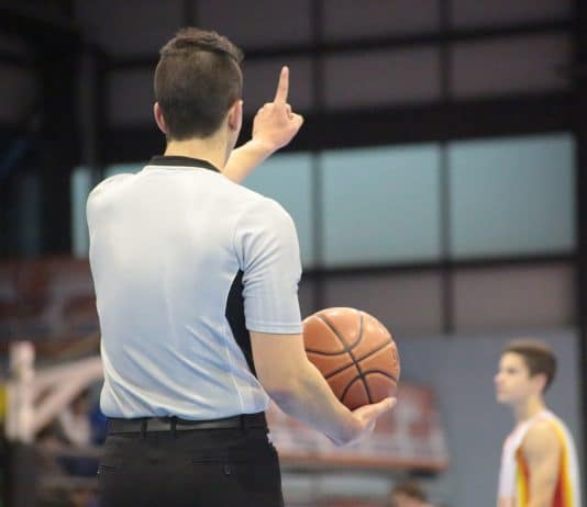 Entran en vigor las Reglas Oficiales de Baloncesto 2017