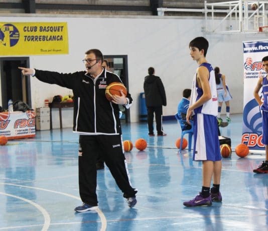 Clínic sobre la defensa individual en Minibasket