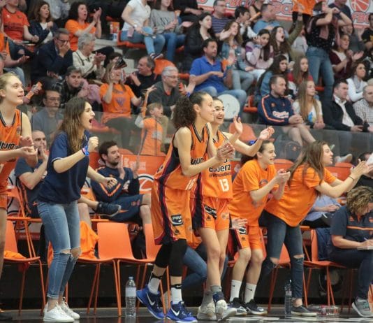 Primeros triunfos para Valencia BC, Godella y El Pilar