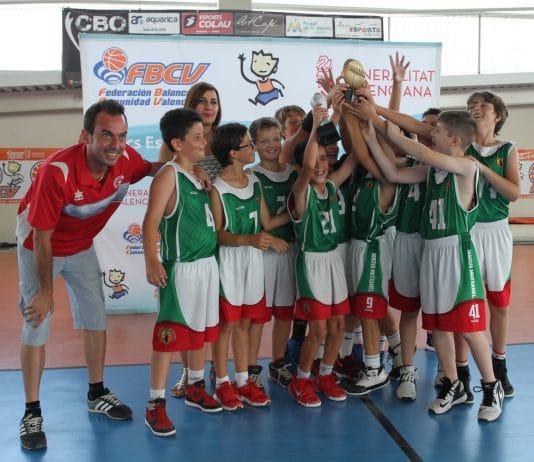 TF 2018: Alicante levanta sus primeros trofeos de campeón