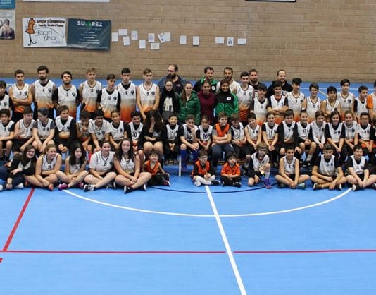 Picassent presenta a sus equipos de la Escuela y el Club