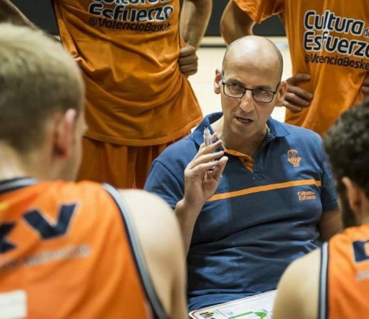 Clínic para entrenadores en Sueca con Ángel Cepeda