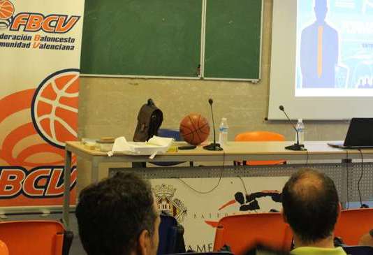 Taller para entrenadores sobre las habilidades motrices