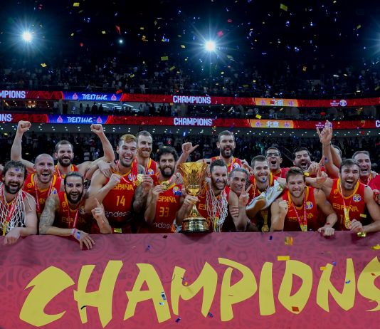 Víctor Claver es campeón del Mundo con la Selección