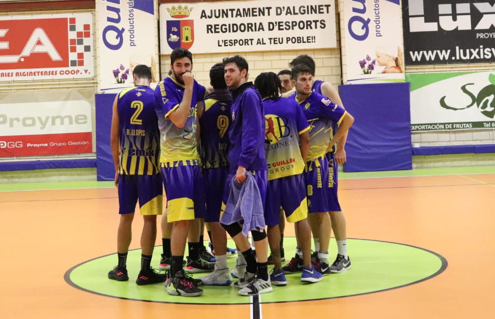 EHVz8SnWsAA5bPR (1)