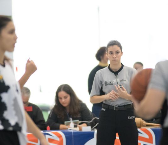 Fórmate para ser árbitro y oficial de mesa