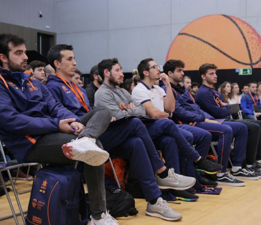 Primera jornada de la Cátedra de Baloncesto de L’Alqueria del Basket