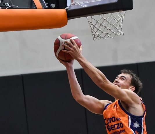 Millán Jiménez repeteix MVP en Lliga EBA
