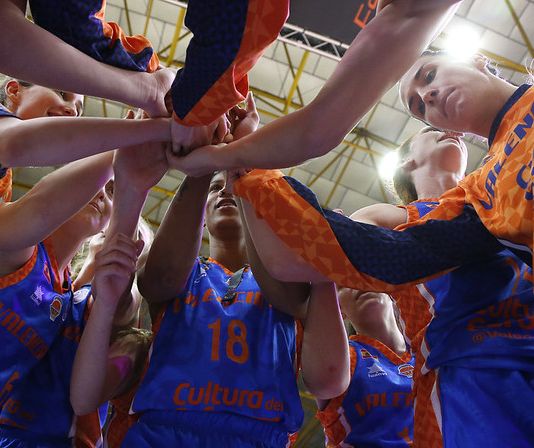 Valencia Basket se asegura los octavos de final