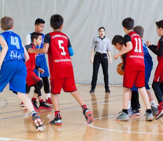 ¡Juega, entrena y arbitra!