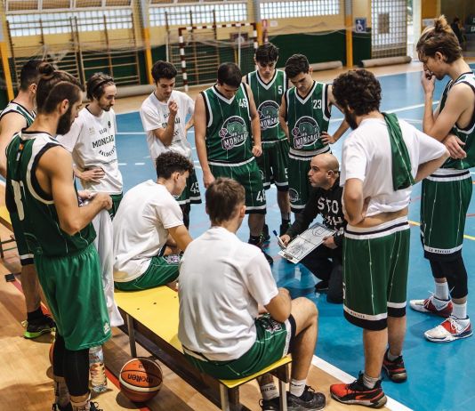Los campeones de liga en Senior y Junior Masculino