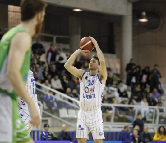 HLA Alicante cierra la primera vuelta llevándose el derbi