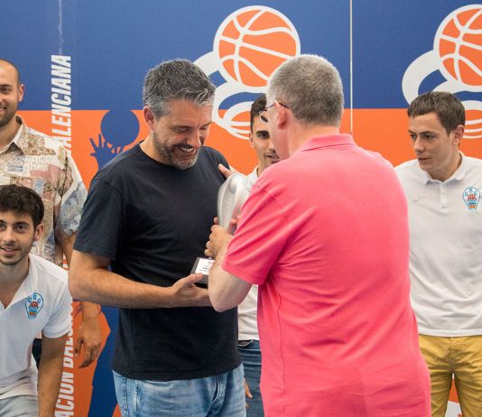 Els triomfadors de 2022-2023 ja tenen els seus trofeus