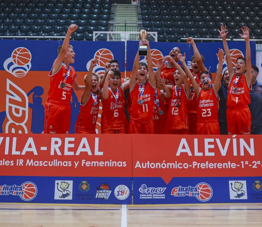 Vila-real proclama a los campeones en categoría Alevín