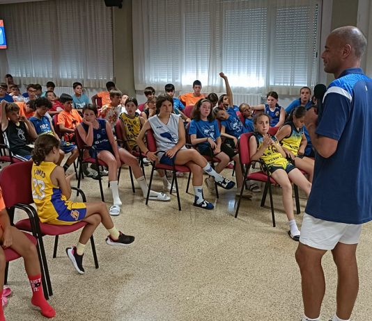 Descubriendo el arbitraje en el Campus Mini