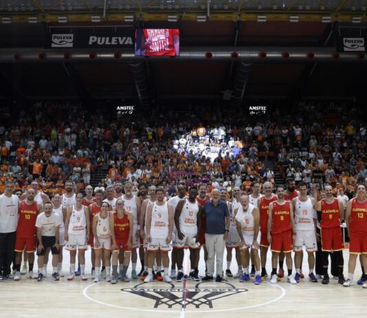 Valencia Basket se despide con mucha emoción de la Fonteta