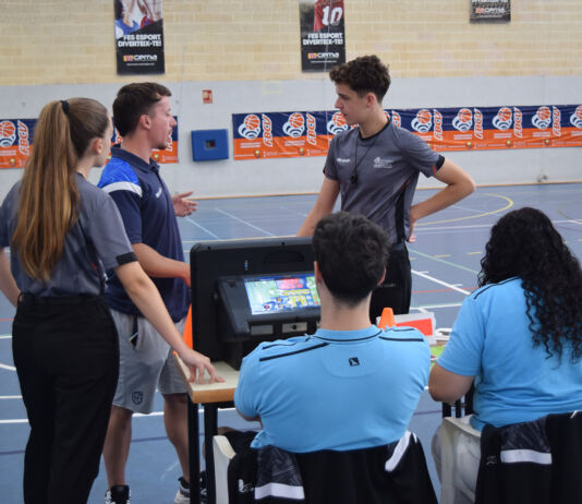 L'Escola d'Àrbitres, molt present en el Dia del Mini Benjamí