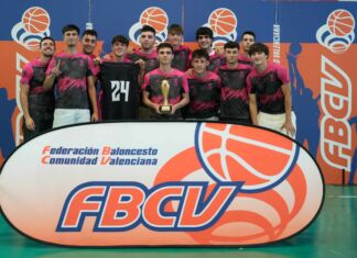 Los triunfadores en Senior y Junior ya tienen su trofeo